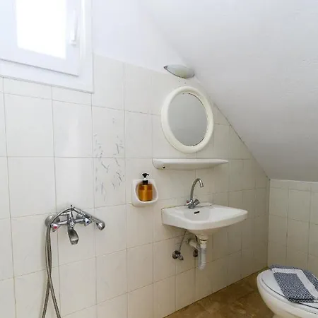 Fantasy 3* Chora (Ios)